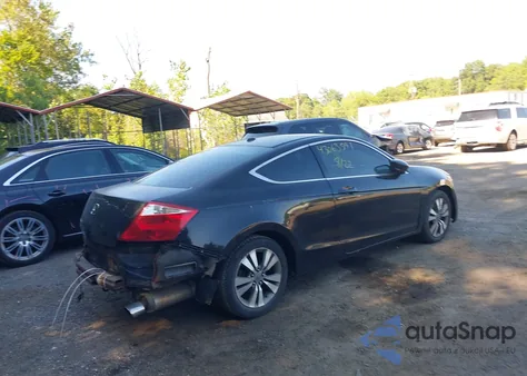 2009 Honda Accord 2.4 Ex-L z USA, uszkodzony, nr VIN 1HGCS12809A010195